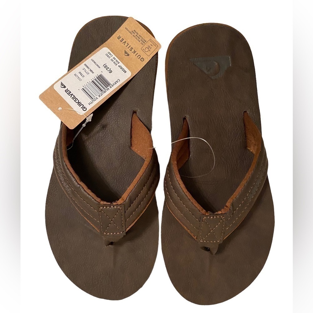 NWT Quicksilver Sandals 6 youth